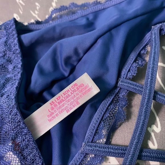 Lace bralette halter topΒ Victoria Secret PINK - Picture 7 of 7